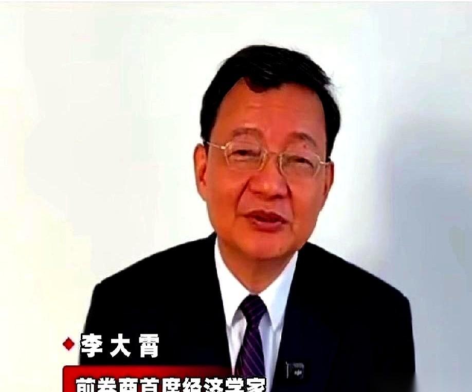 4000点那会儿的炒股群，简直就是个大型开香槟现场。
一天几百条消息刷下来，满屏