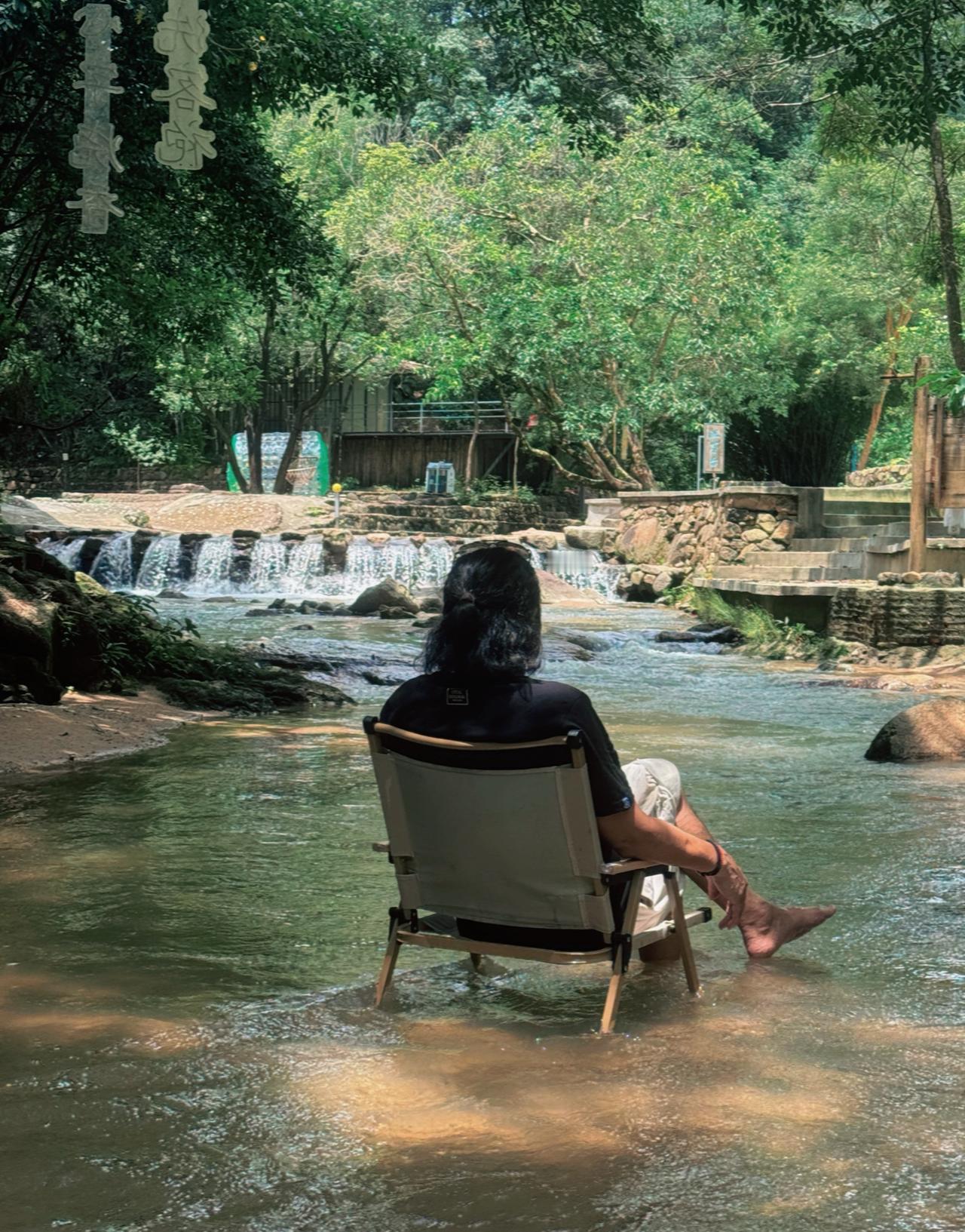 穿越人海，走进自然
去听风，去听雨，去听万物众声ㅤ
越过山川，横跨湖海ㅤ
去看山