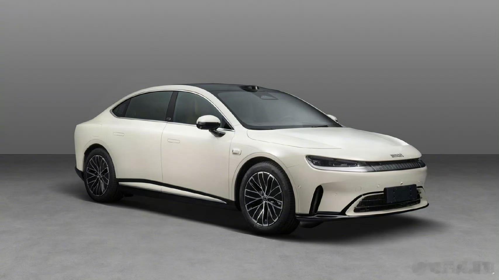 Smart出轿车了，是不是还可以啊？ 