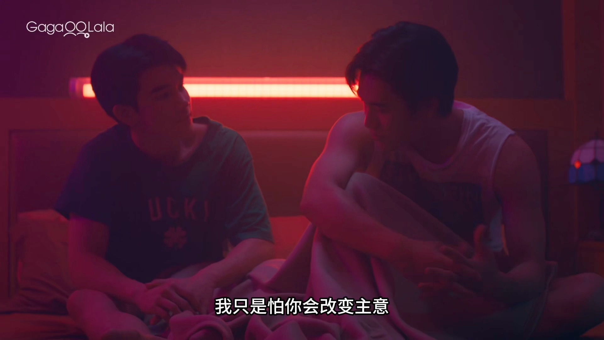 《沉重》《压抑》《深刻》《得喘口气》 