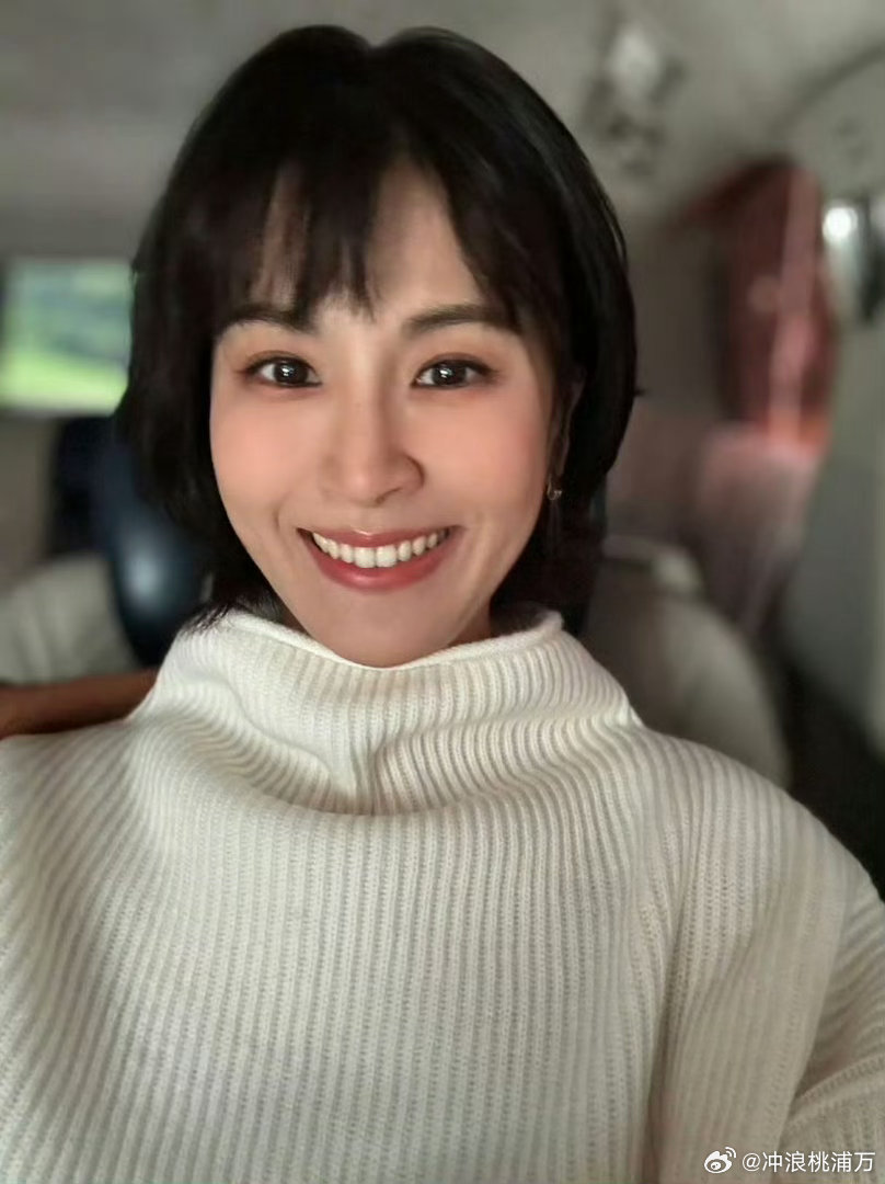 乘风姐姐初舞台营业状态姐姐们状态可太好了！初舞台营业感拉满，从容自信，充满朝气，