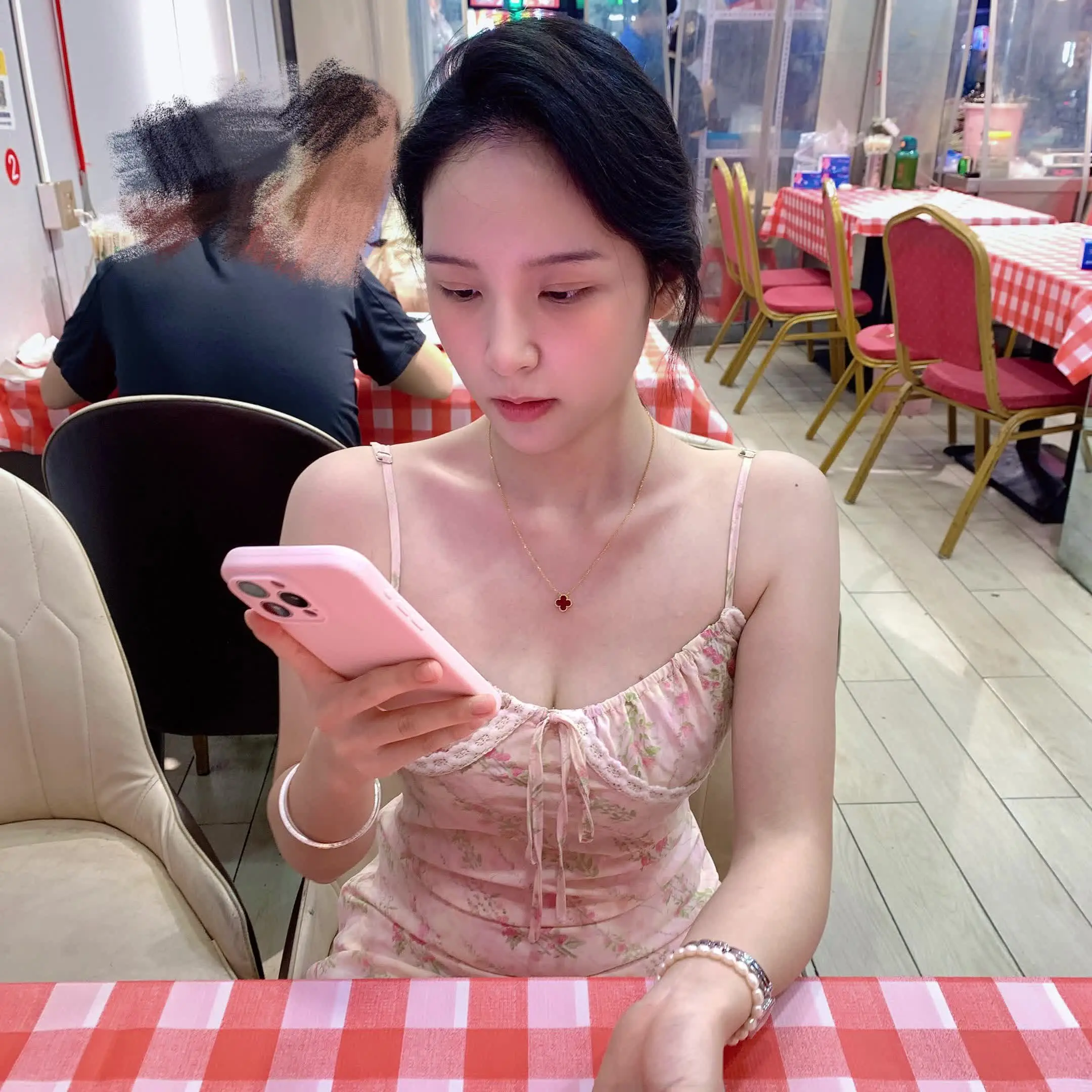 我想 当你读懂我的隐喻后 我已经走了很远