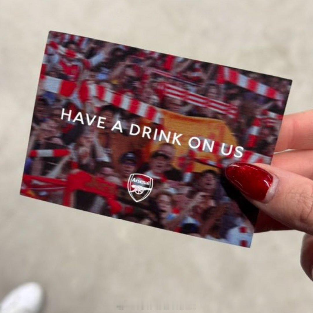 阿森纳在希尔迪金森球场击败埃弗顿，这是阿森纳本年度最后一场客场比赛。赛后，阿森纳