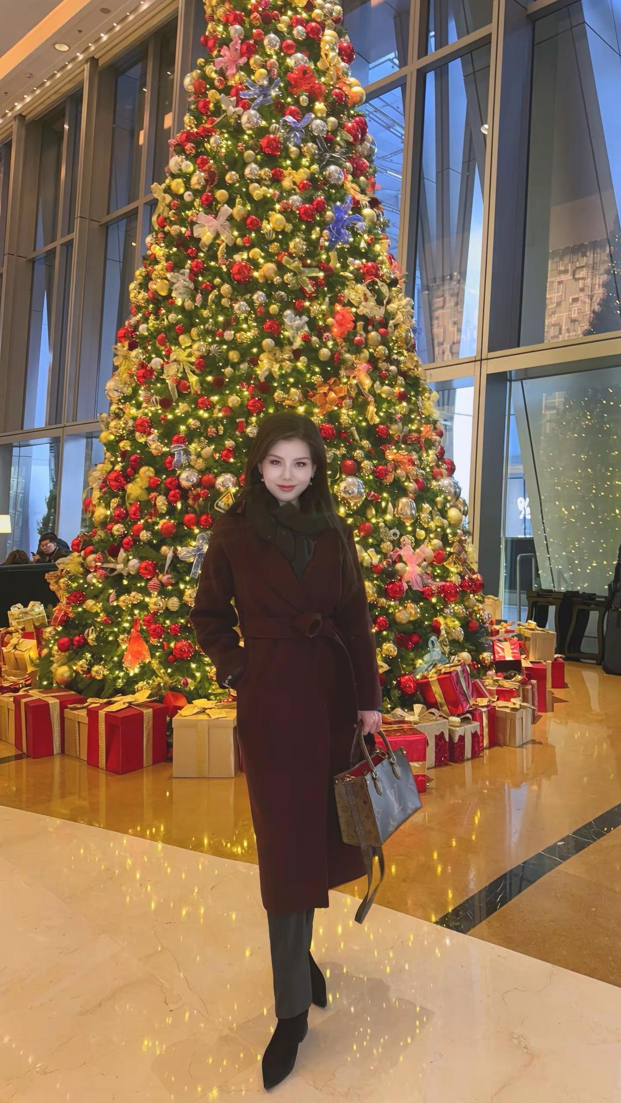 大衣是我冬日的最好搭子 2025即将过去，新的一年有什么愿望呀？2025即将过去