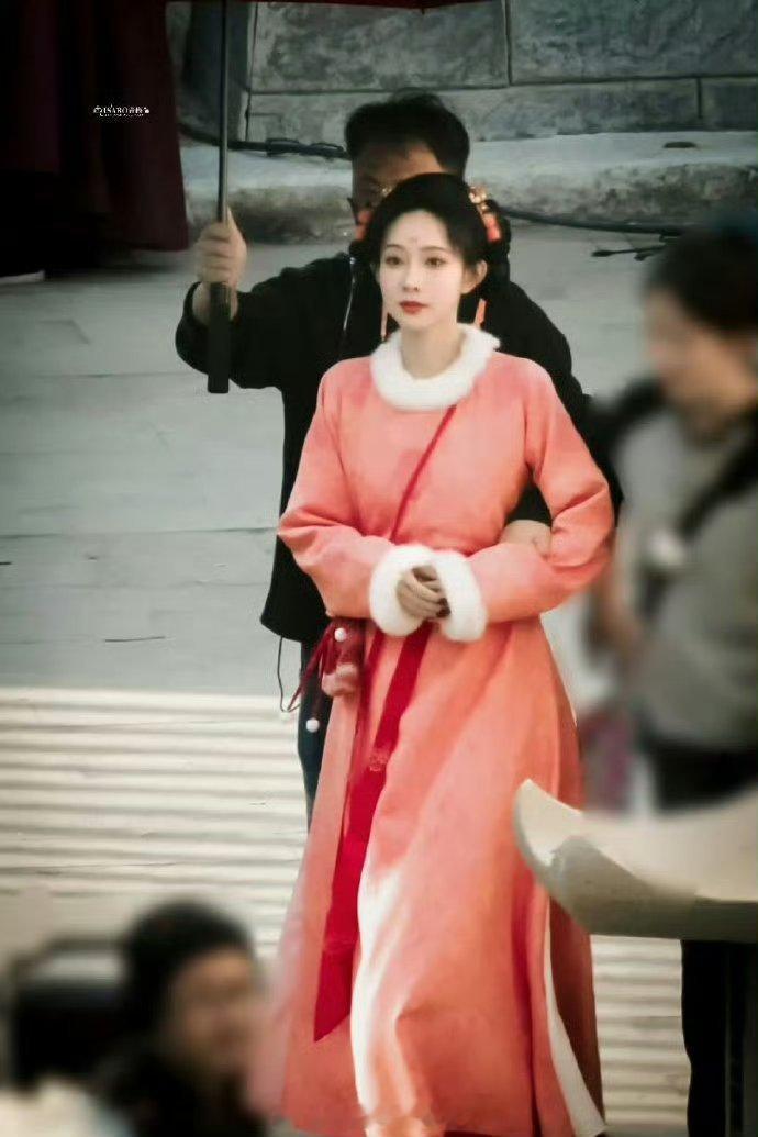 孟子义 草莓大福特别特别萌好可爱啊啊啊 