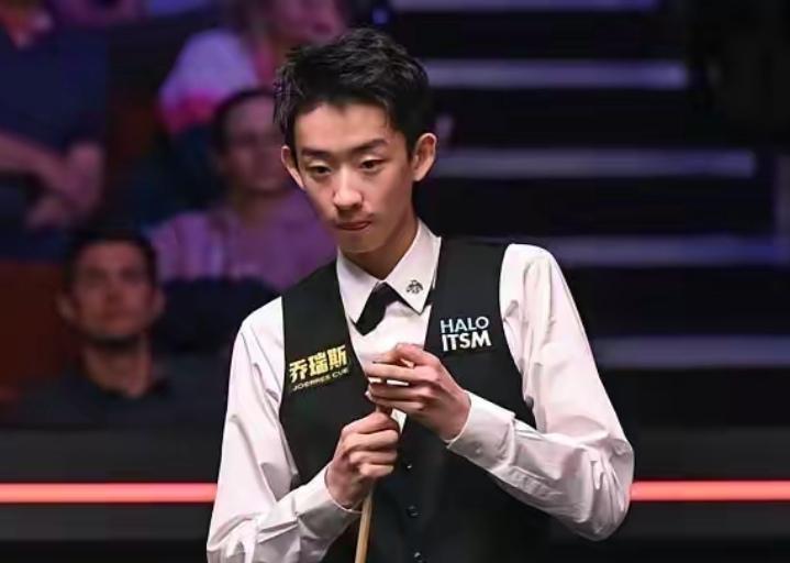 对年轻小将应多指出不足，助力他们尽快成长，捧杀只会阻碍其进步，真的要避免捧杀！