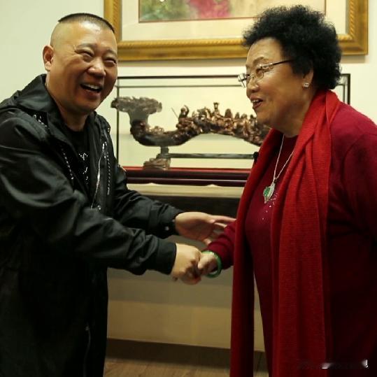 京悉亚洲女首富陈丽华女士五号去世，深感震惊！她创造的中国紫檀博物馆，距离我家就一