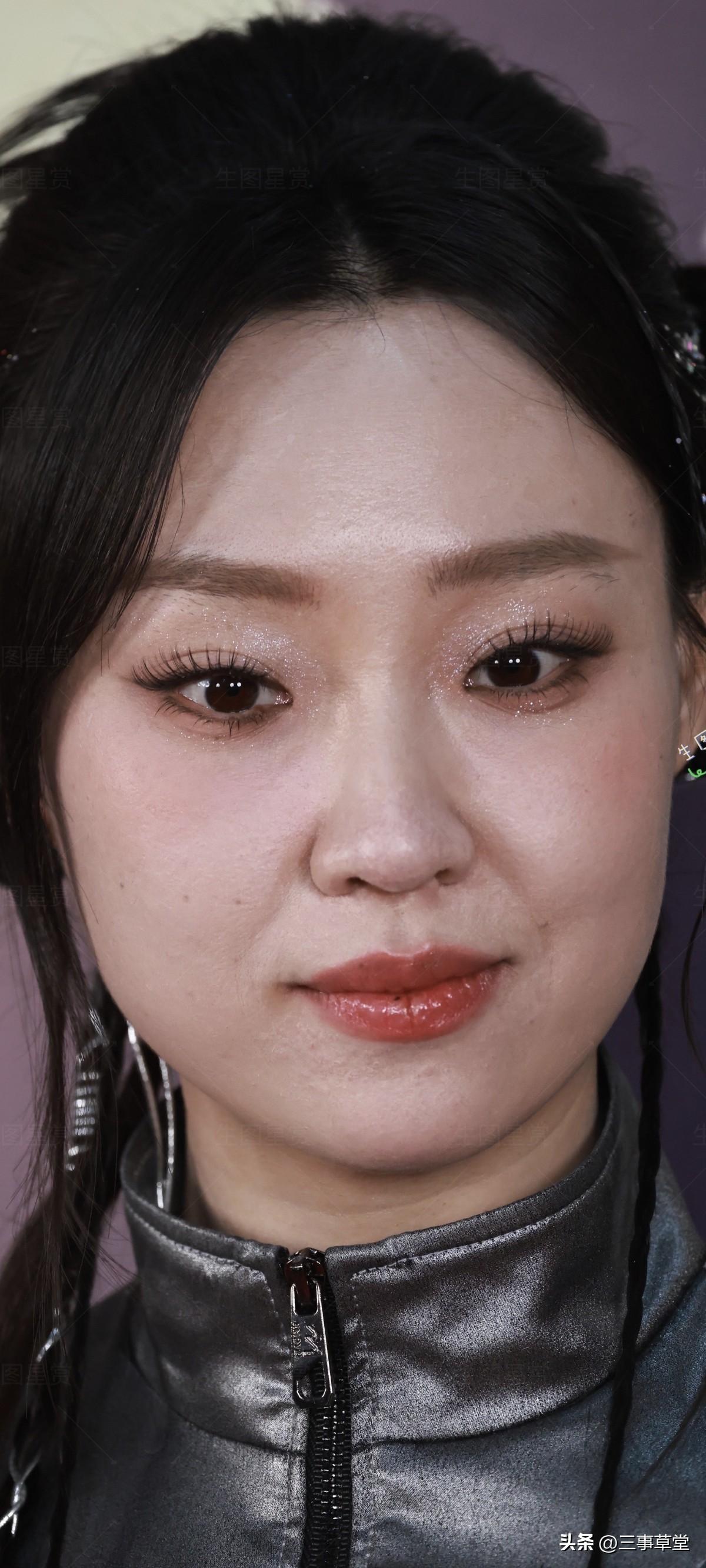 管乐湖南卫视元宵喜乐会 群访生图
怼脸拍萌萌权威！:管乐姐姐的每一次亮相都这么s