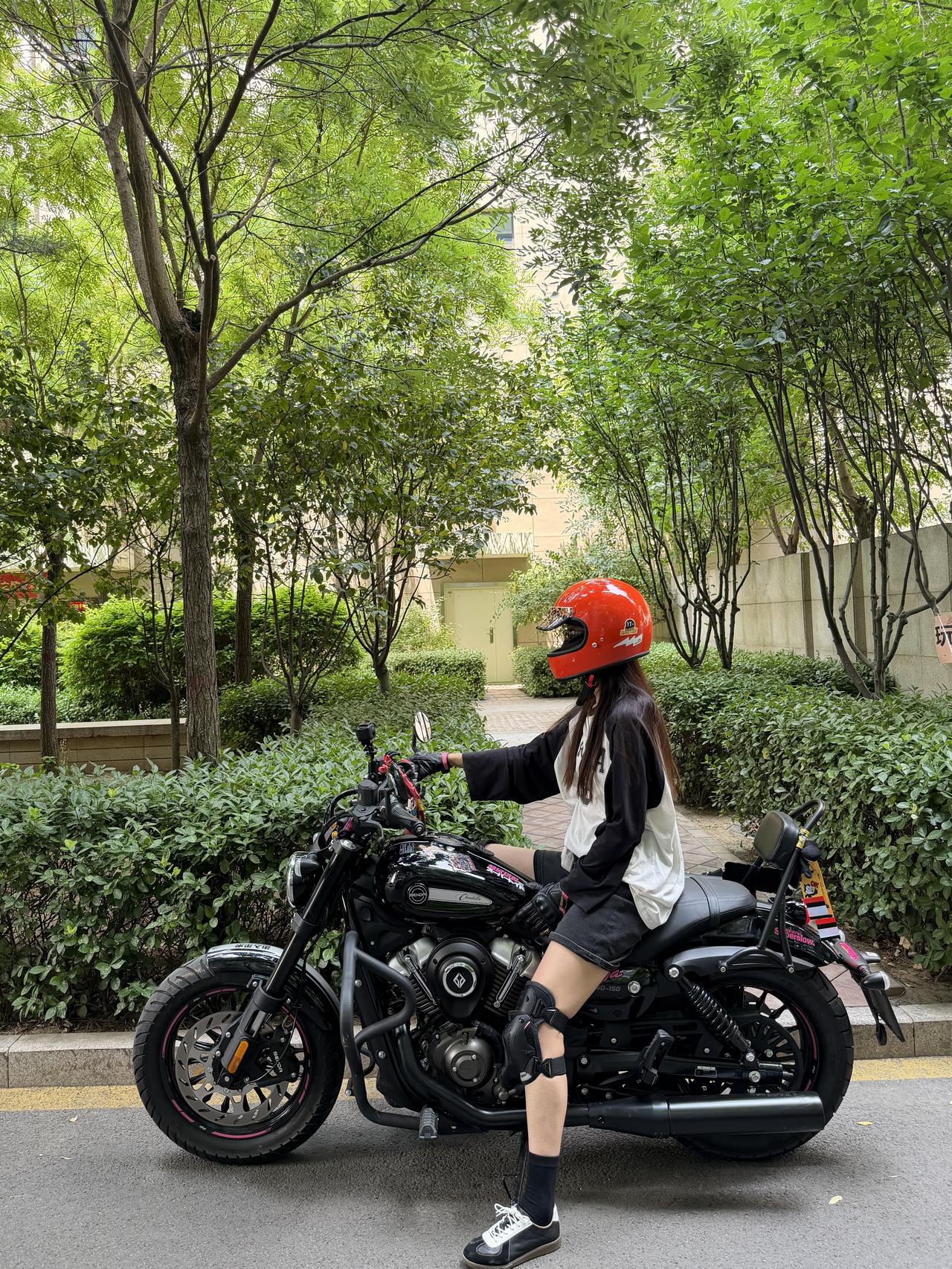 做不了娇滴滴的女生
还是喜欢酷一点帅一点的自己【来自懂车帝车友圈】