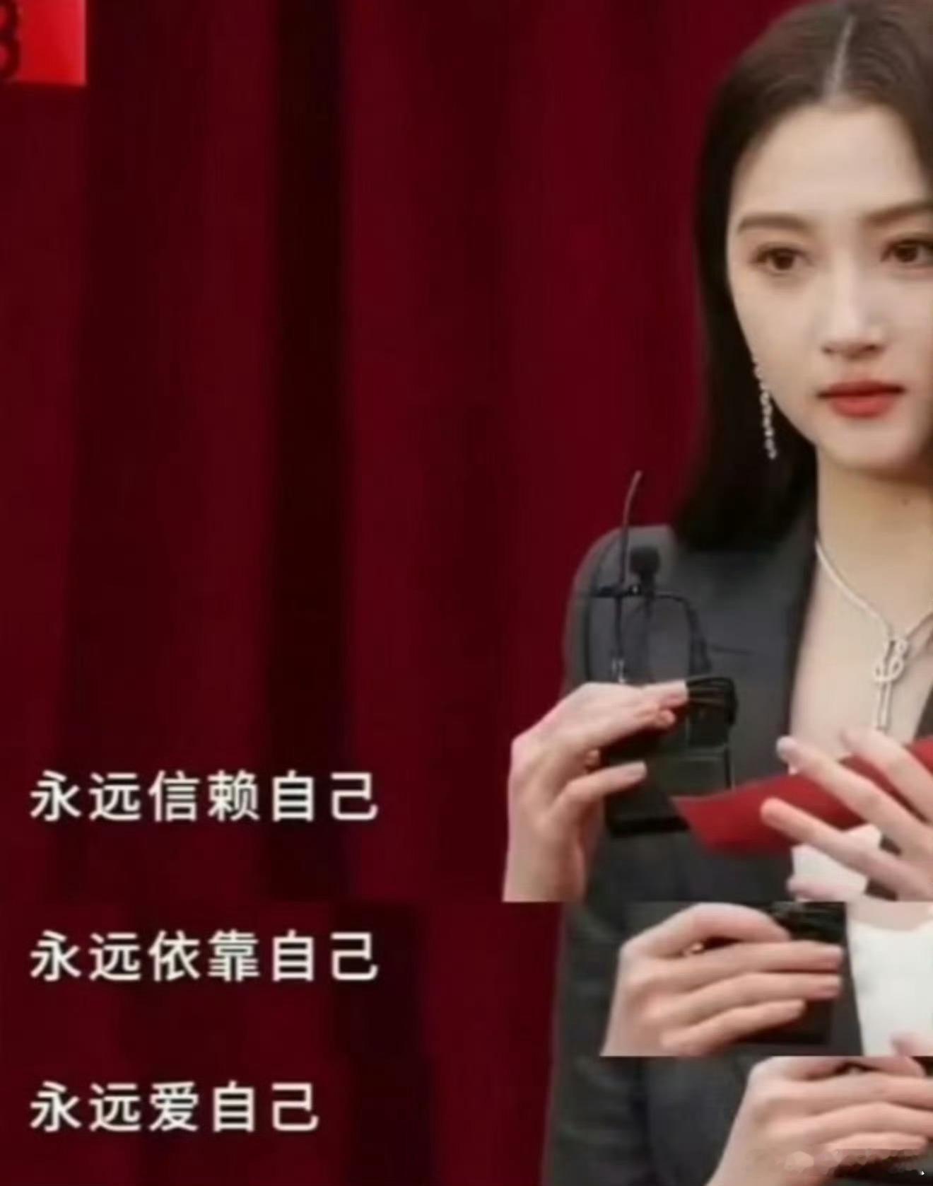 鹿晗关晓彤最后公开同框各自安好吧 