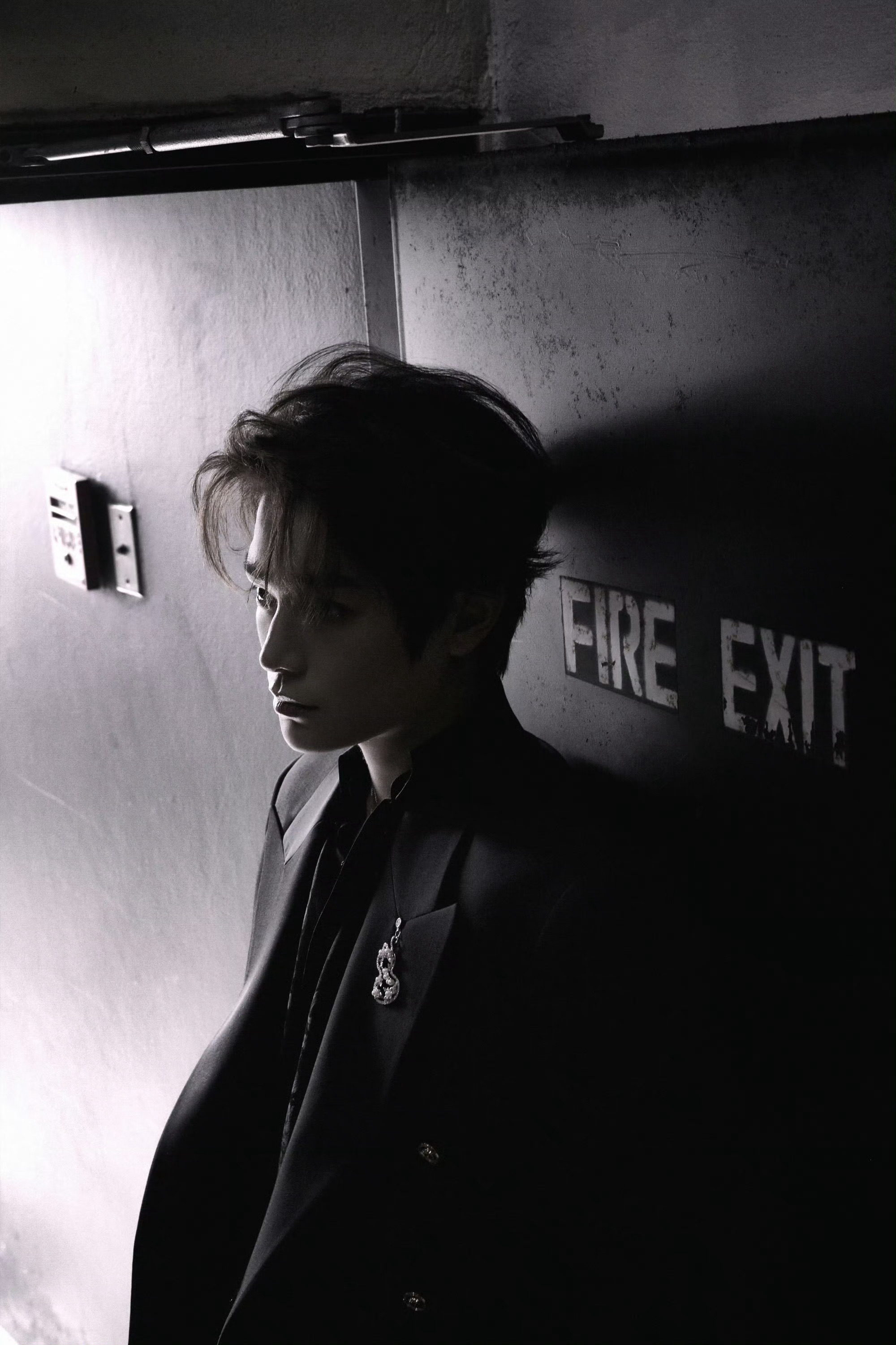 好有感觉！氛围感的神！丁禹兮怎么可以帅成这样[赢牛奶] ​​​