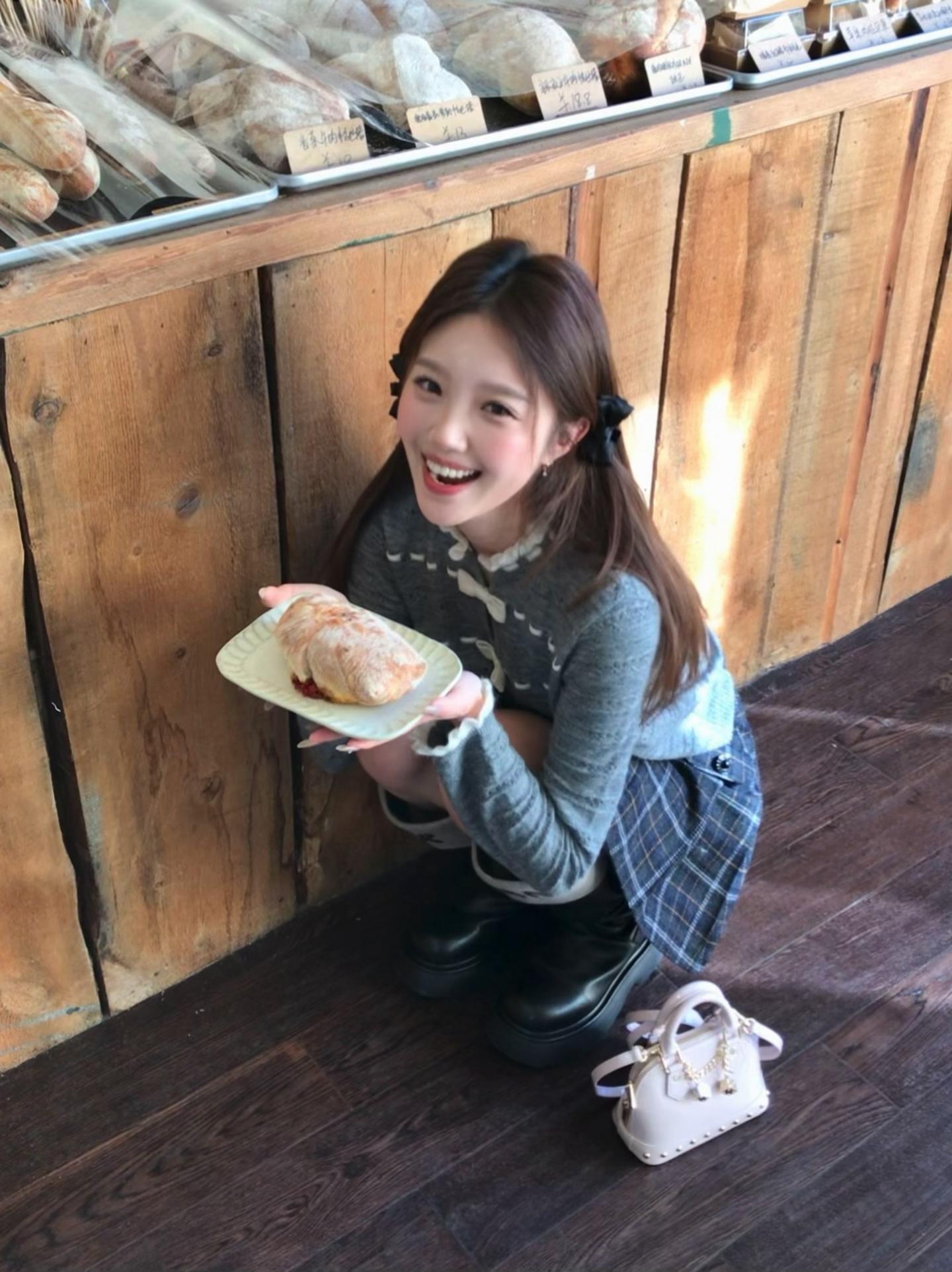 做一个流着泪说完蛋 但依然要迎难而上的人