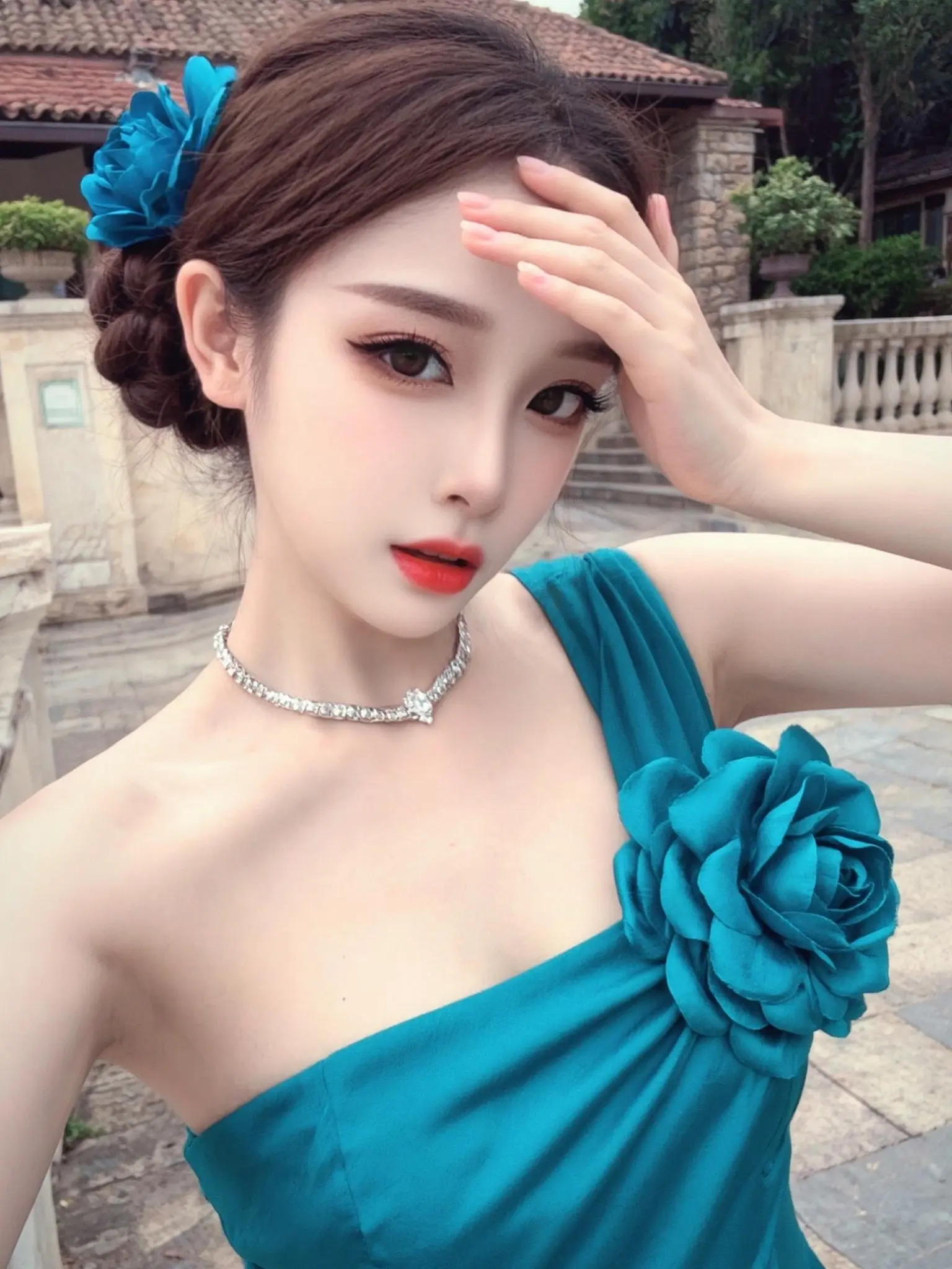 度假穿搭 温泉 少数名族 颜值 泳衣