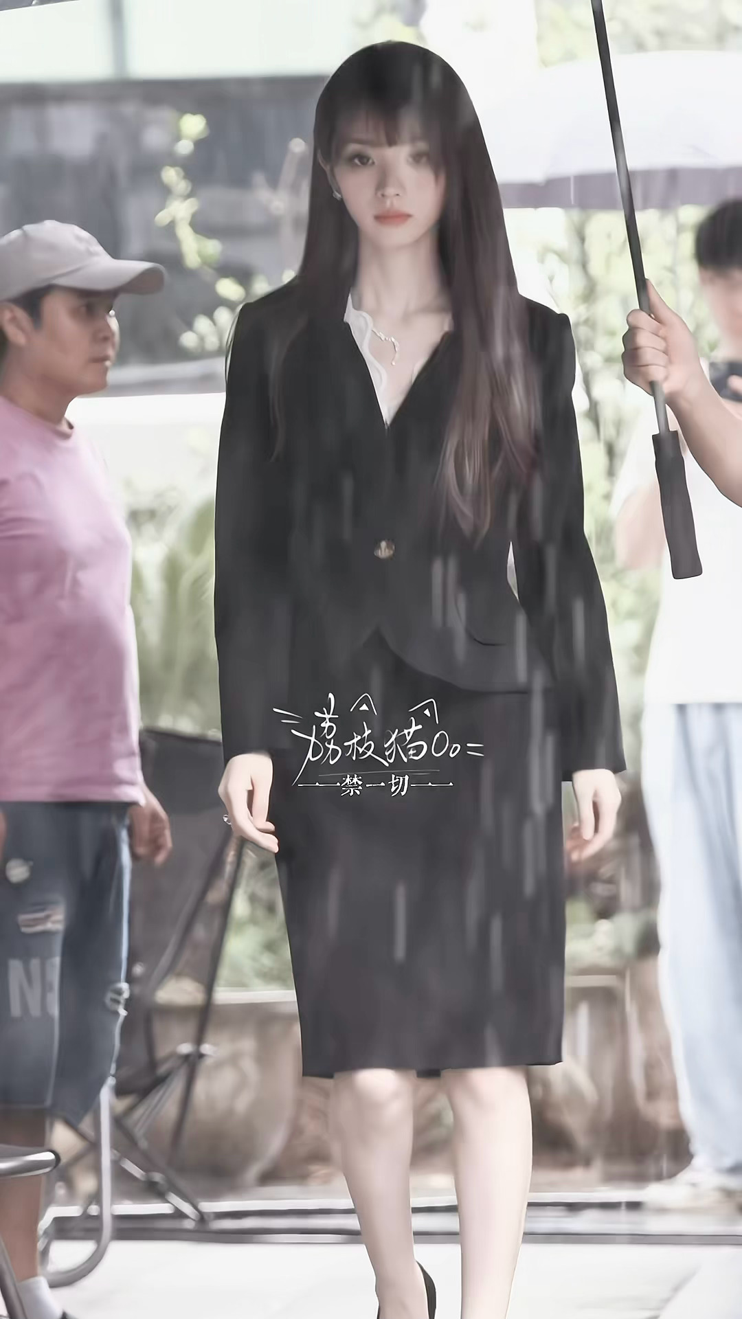 姐姐你真俊美呀 ​​​