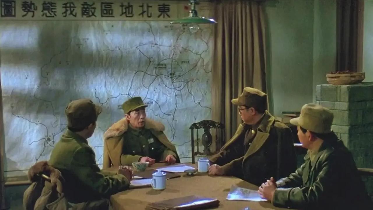 跟乌克兰的谈判暂时取消，乌军在库尔斯克扑过来了，何不顺手牵羊，把他后路切断再围而