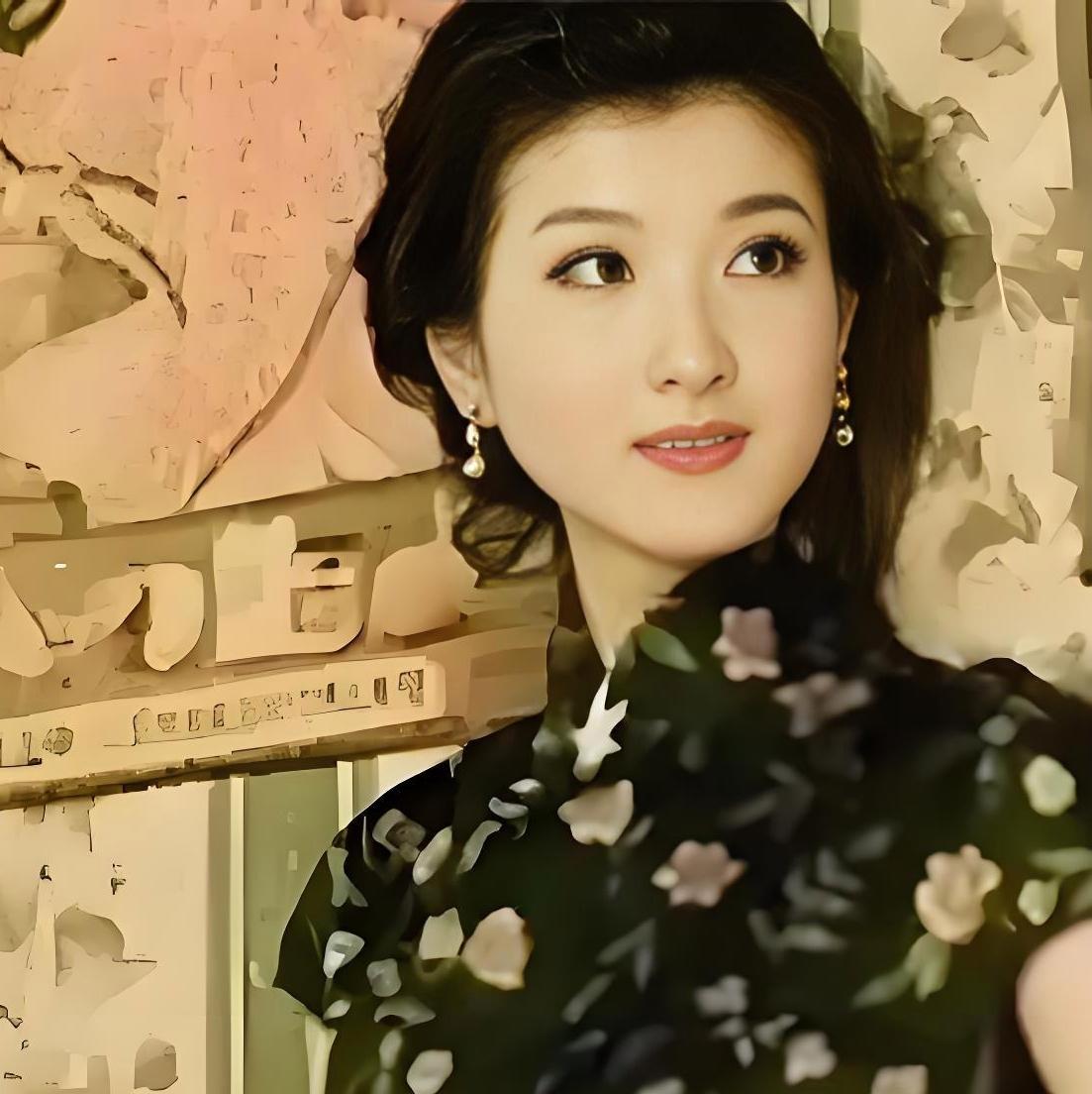 一见倾心半生相守，最好的缘分是互相成全
 
1935年上海，风尘里的潘素含泪哀求