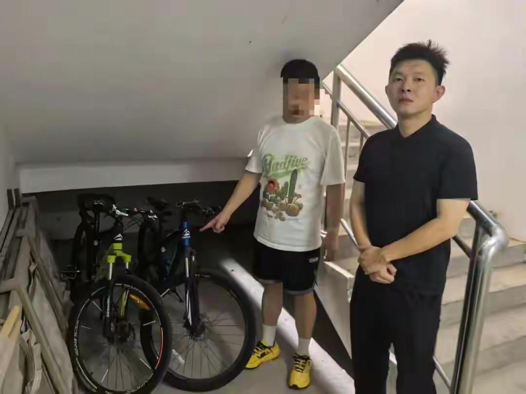 年度最离谱父爱！为圆女儿骑车梦，连偷两车，彻底把自己坑惨。
 （个人观点仅供参考