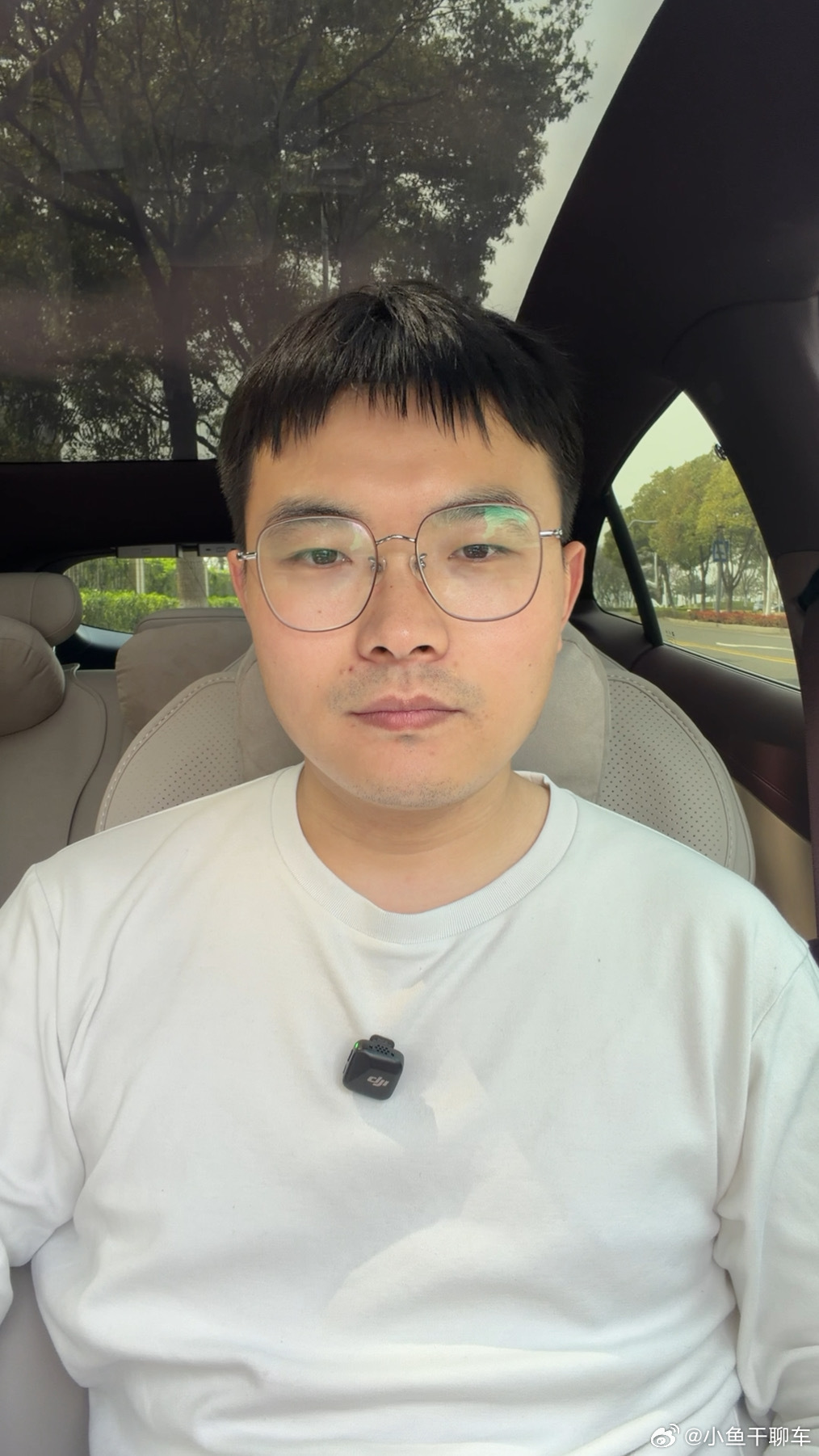 《脚垫哥的转型之路》雷总交车似疾风，七城首发影匆匆。可怜昔日脚垫哥，图纸还在打版