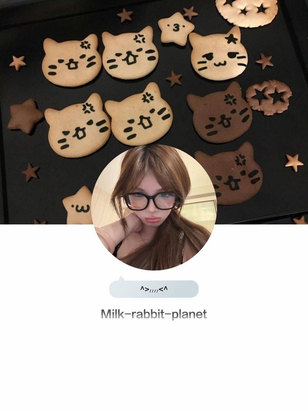 可以用很久的头像背景图搭配˚.⊹恨不得自己分身都用上😭😭 