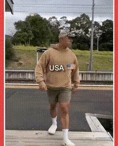 准确的体现了中、美、俄的关系[呲牙][呲牙][呲牙]