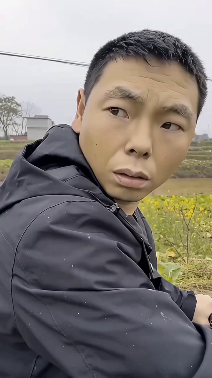 你给我站住。