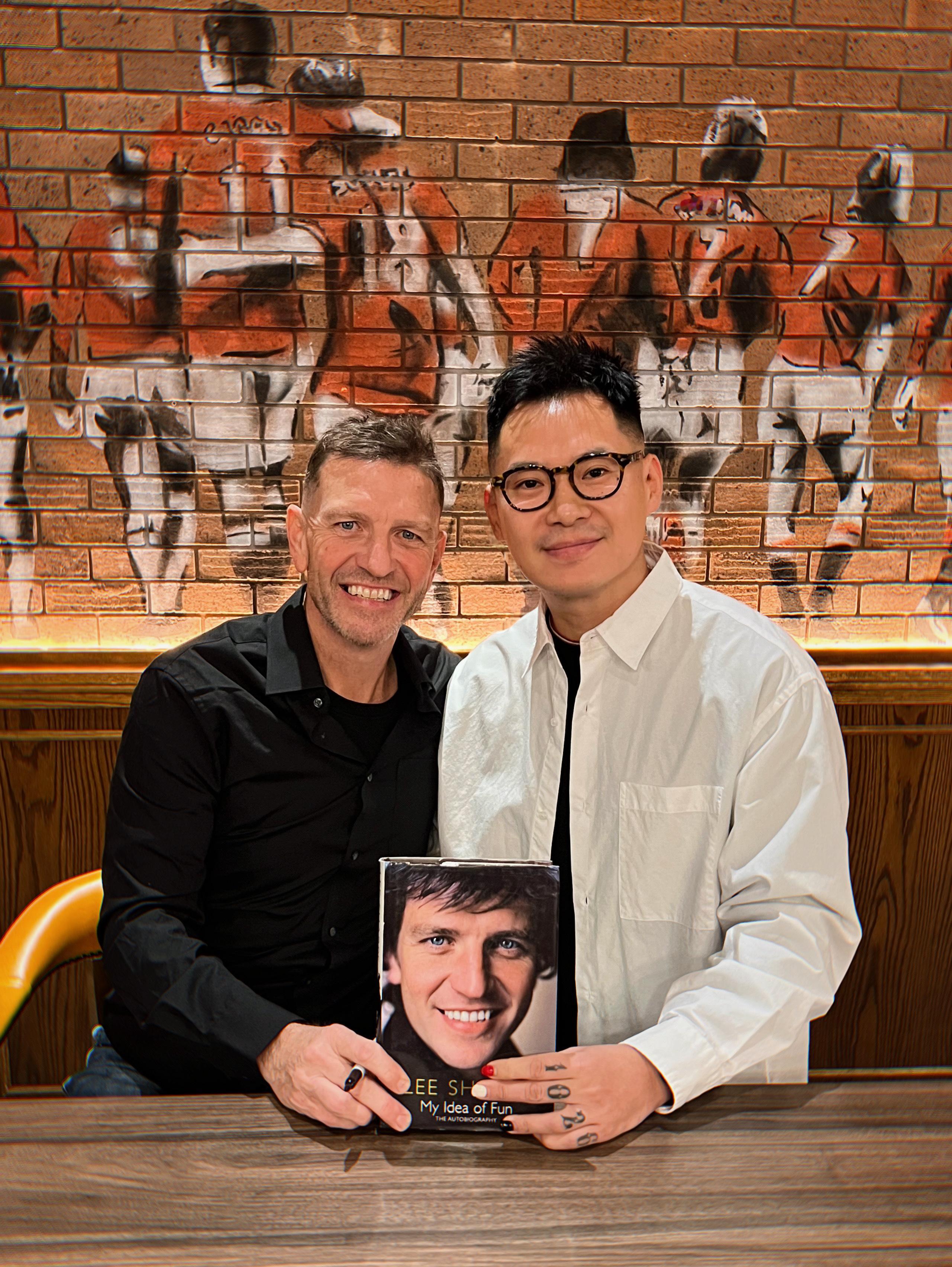 隔了十几年，又见到了李·夏普他的自传叫My Idea of Fun - 我所理解