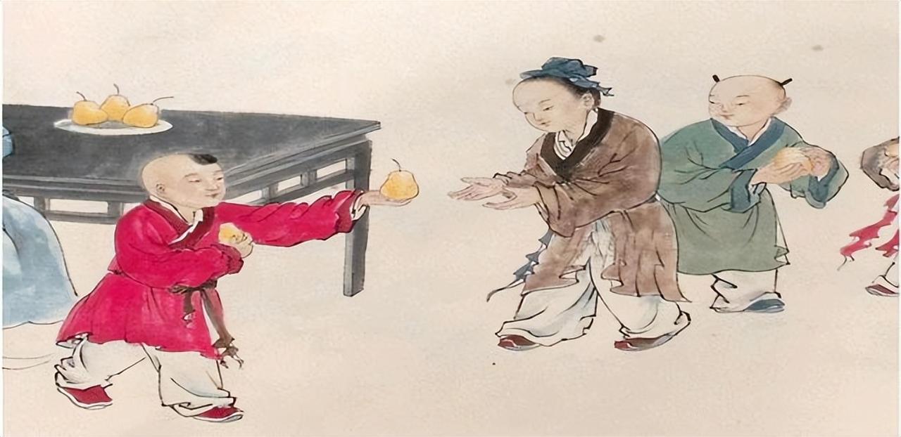 建安十三年八月，许都。曹操以大逆不道的名义把少府孔融下狱，随即处死，妻子儿女一并