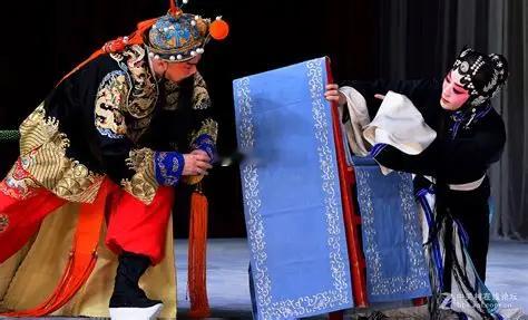 《红鬃烈马》我印象最深的不是《武家坡》，而是他俩“寒窑算家用”，这段真的是把很多