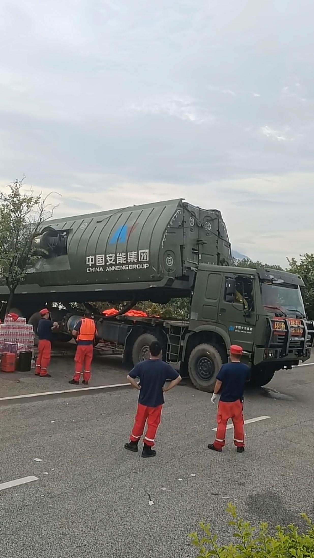 “救援航母”显神威！在“国之重器”背后，人们看到了什么？

单次可运送500多人