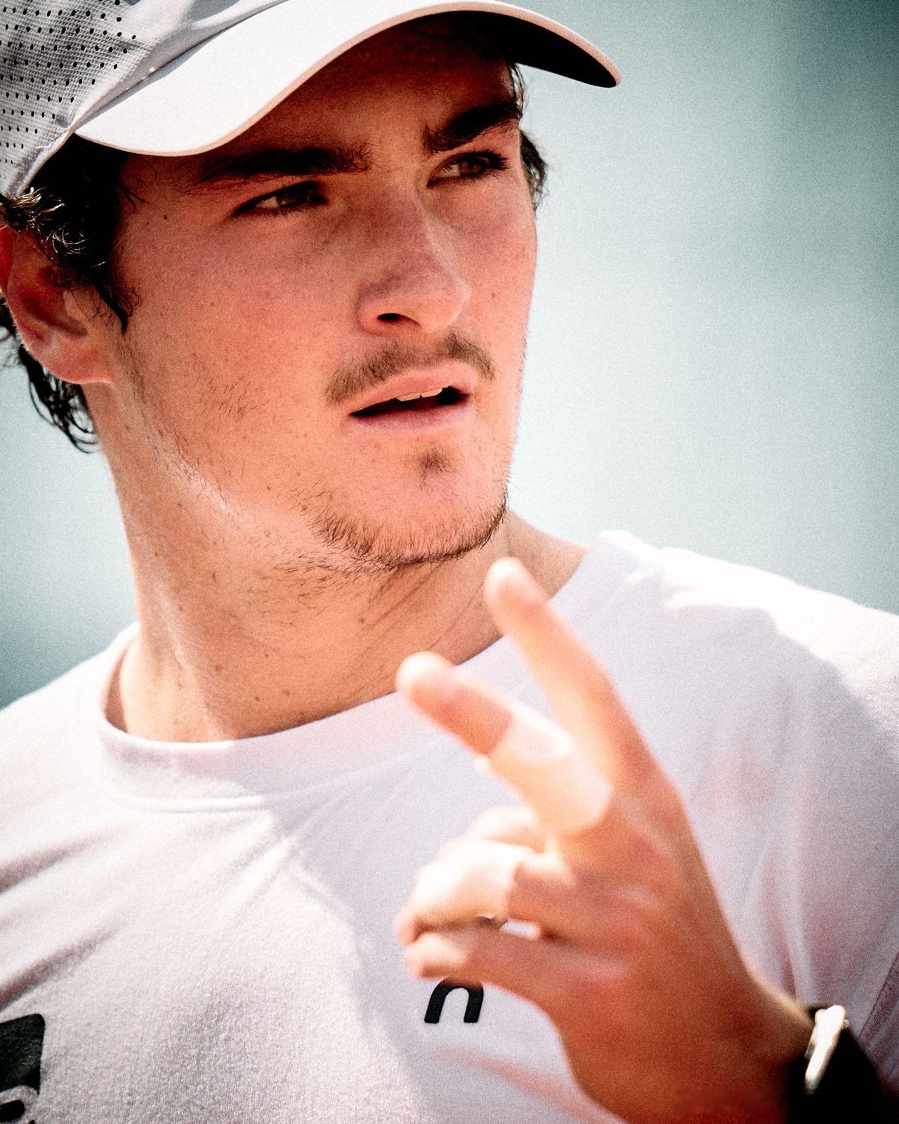 ATP今日焦点战役 丰赛卡vs霍达尔两位最近最显眼的06小将的首次交锋，霍达尔更