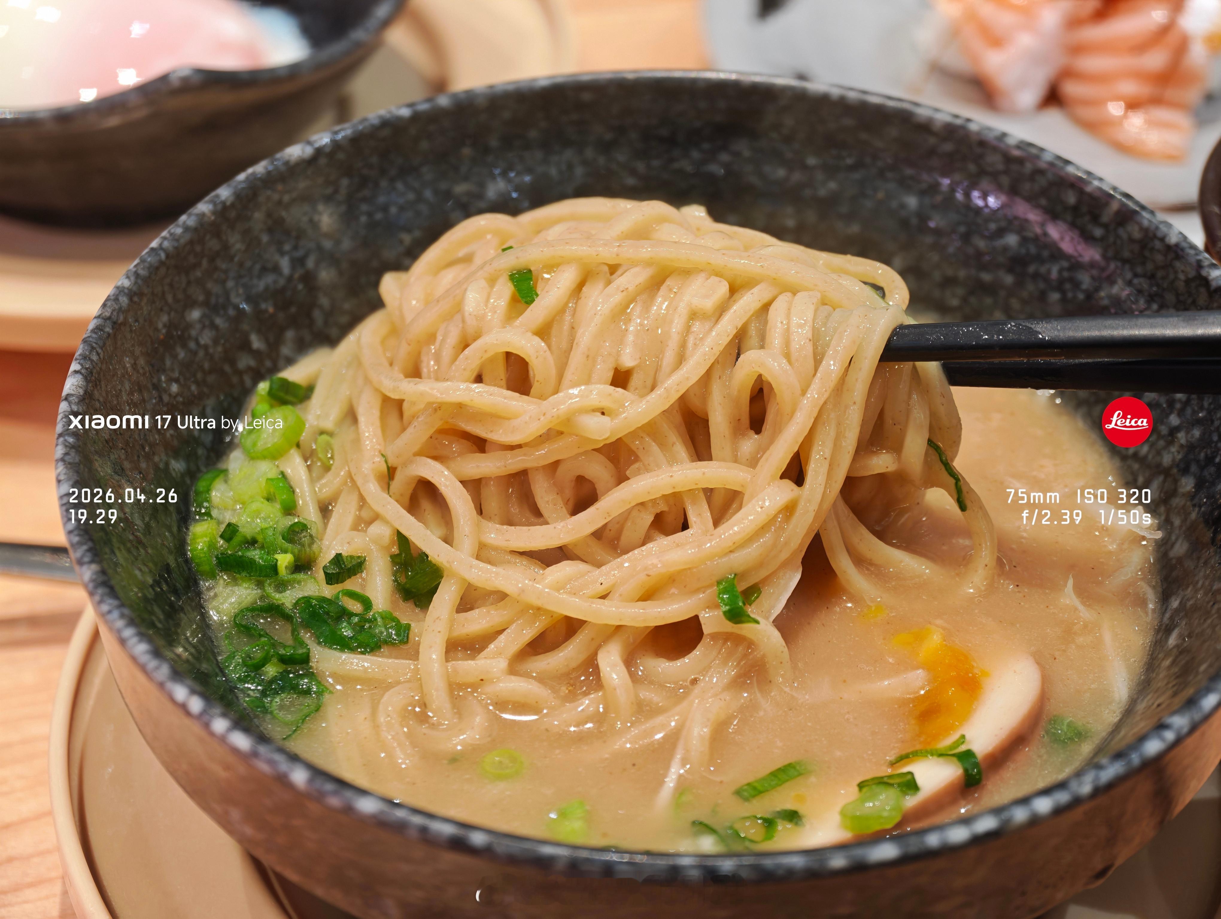 离京前最后一顿寿司郎，我要一个人吃两小时，都别拦我。三叶吃饭联播