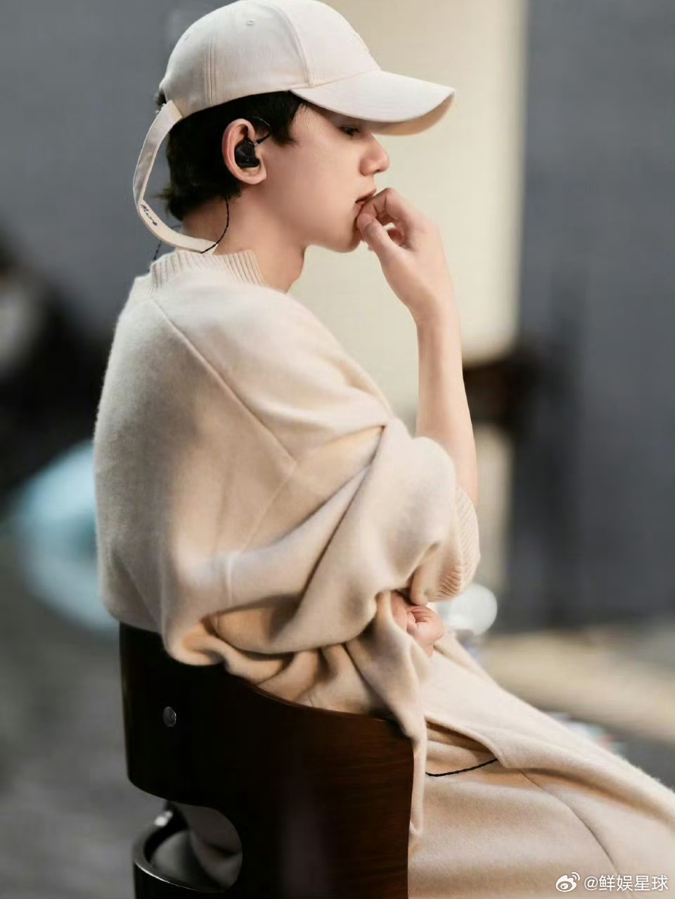 当1982年的经典与未来的声浪在鸟巢交汇，张杰用一场LIVE定义了何为永恒。这是