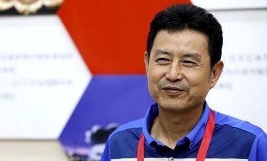 1992年陈忠和的第一任妻子因被卷入火车下不幸而亡。3年后，陈忠和娶小自己11岁