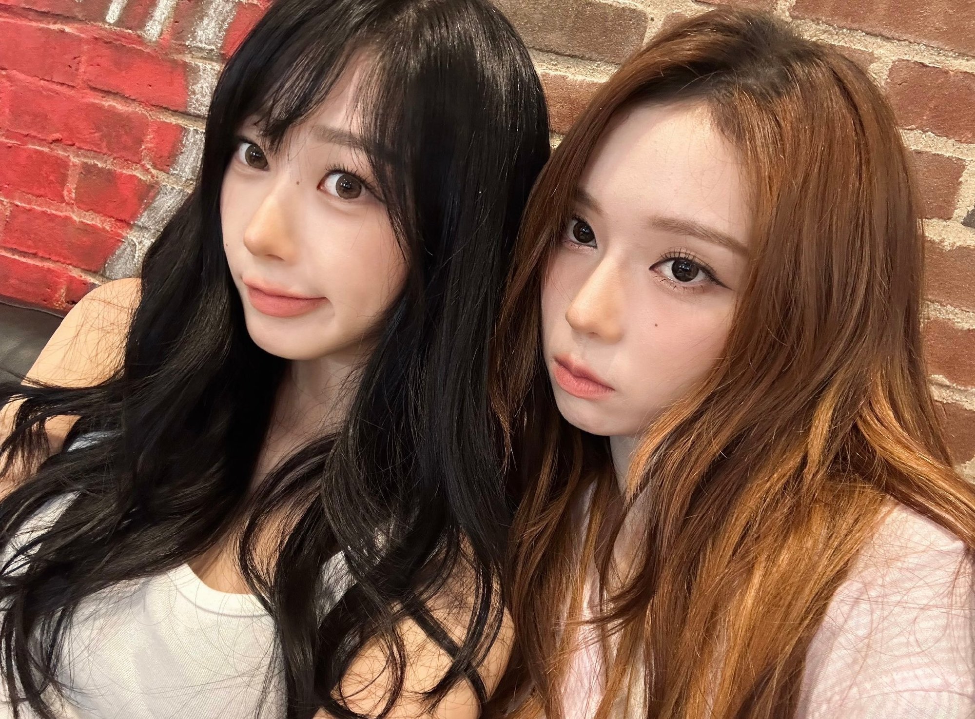 𝙒𝙚𝘾𝙝𝙖𝙩女生双人头像ins风｜高清 | 头像｜高级感 | 女头｜