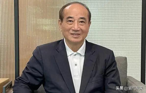 台湾国民党主席郑丽文在访问大陆前

专门拜访了国民党最高顾问王金平

郑丽文当选