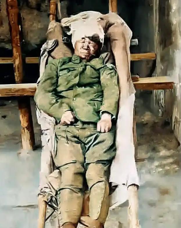 1938年台儿庄战役中，47岁的陈钟书将军，在一次肉搏战中挑死数头日军后牺牲，记