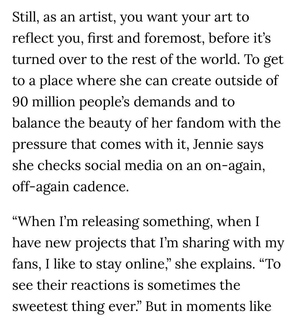 JENNIE 提到 当她的新项目被公开分享时，她喜欢保持在线状态，看粉丝们的反应