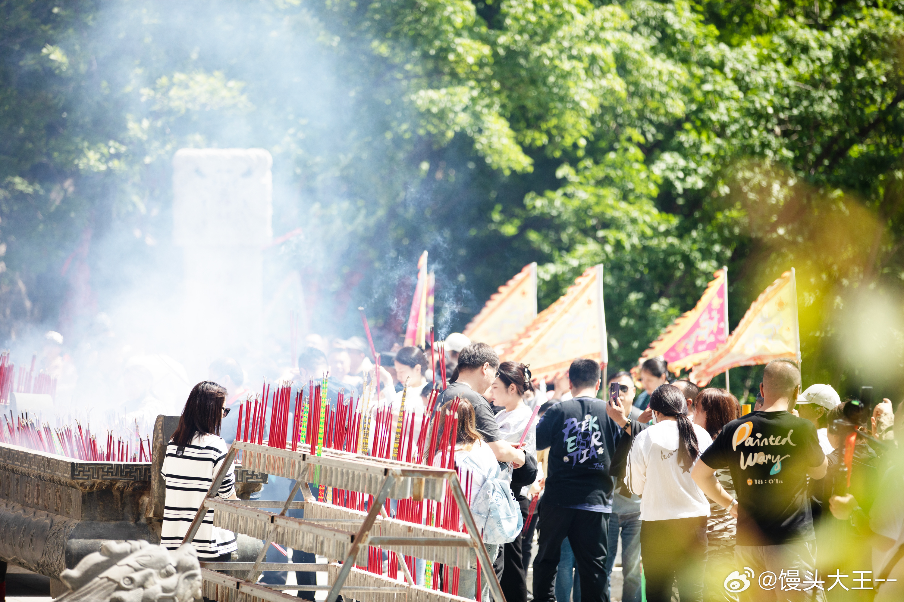 别再宅家啦，东北的春天这么美，赶紧来辽宁铁刹山踏青！作为登高祈福的绝佳之地，这里