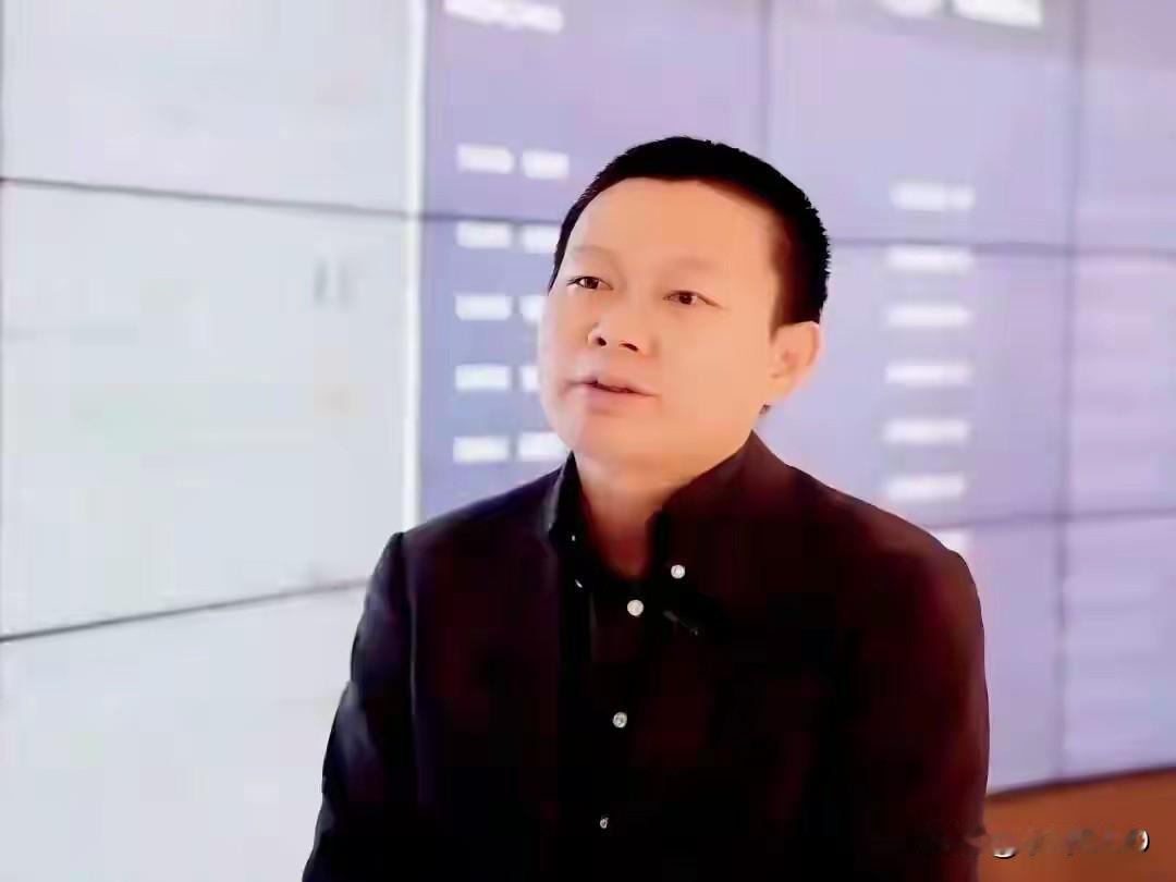 看完养老黑幕，我翻出爸妈的社保卡…你呢？

“谁都会老”不是一句温柔的安慰，而是