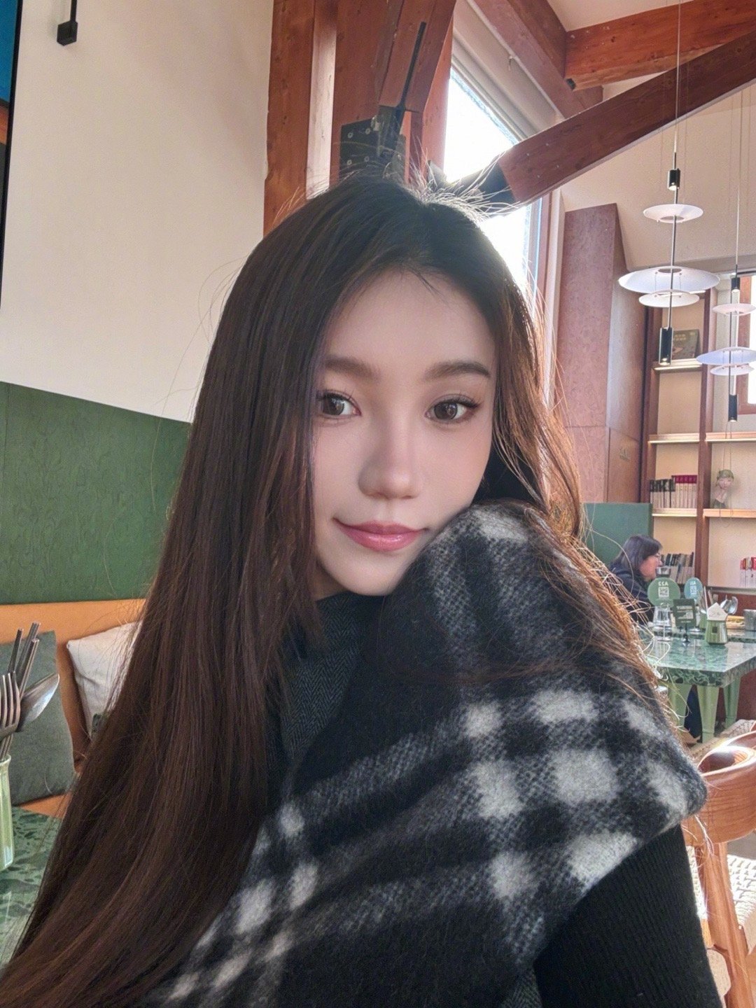 冬日𝐂𝐥𝐞𝐚𝐧 𝐟𝐢𝐭☁️ ootd  🧥：RandomPie