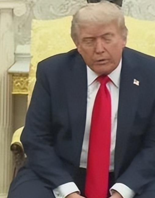 一旦台海爆发战争，中国能击败美国吗？别说是击败了，就是美国用尽全力，中国也照样能