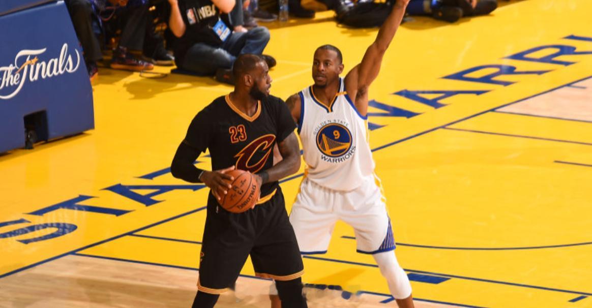 詹姆斯一进入自由市场，联盟的关注度就像被同时按下了开关。🔔据ESPN报道，即将
