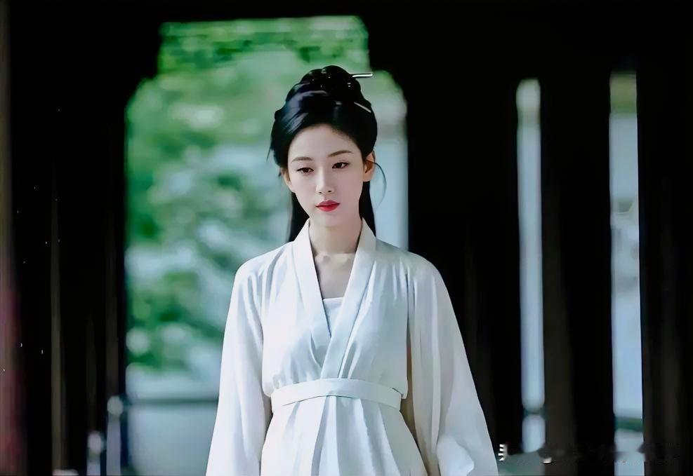 上联：乱雨飞寒孤馆暮
下联：有请雅士[玫瑰][玫瑰][玫瑰]