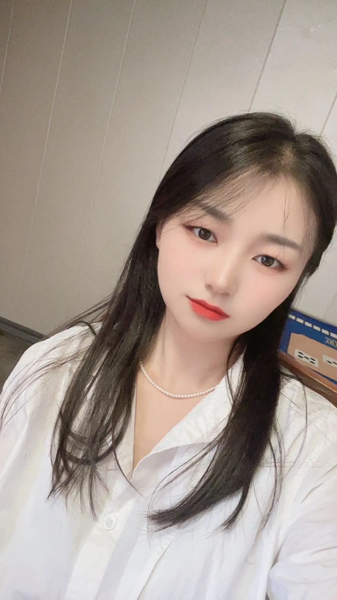 每个人都有心事  很重   重到不想说…