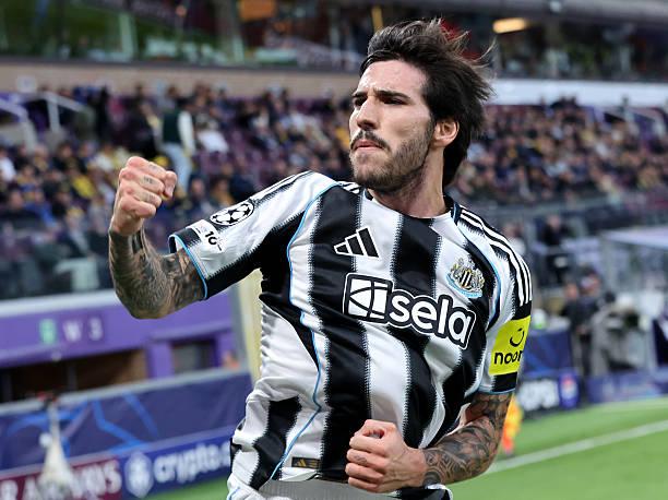 【热刺接近签下托纳利】意大利的《Sportmediaset》报道称，托特纳姆热刺