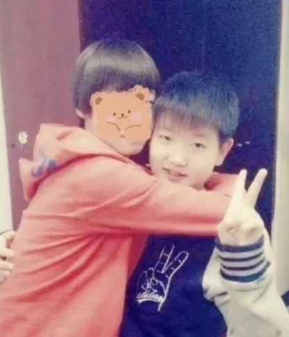 小莎莎咋这萌🥹✌🏻