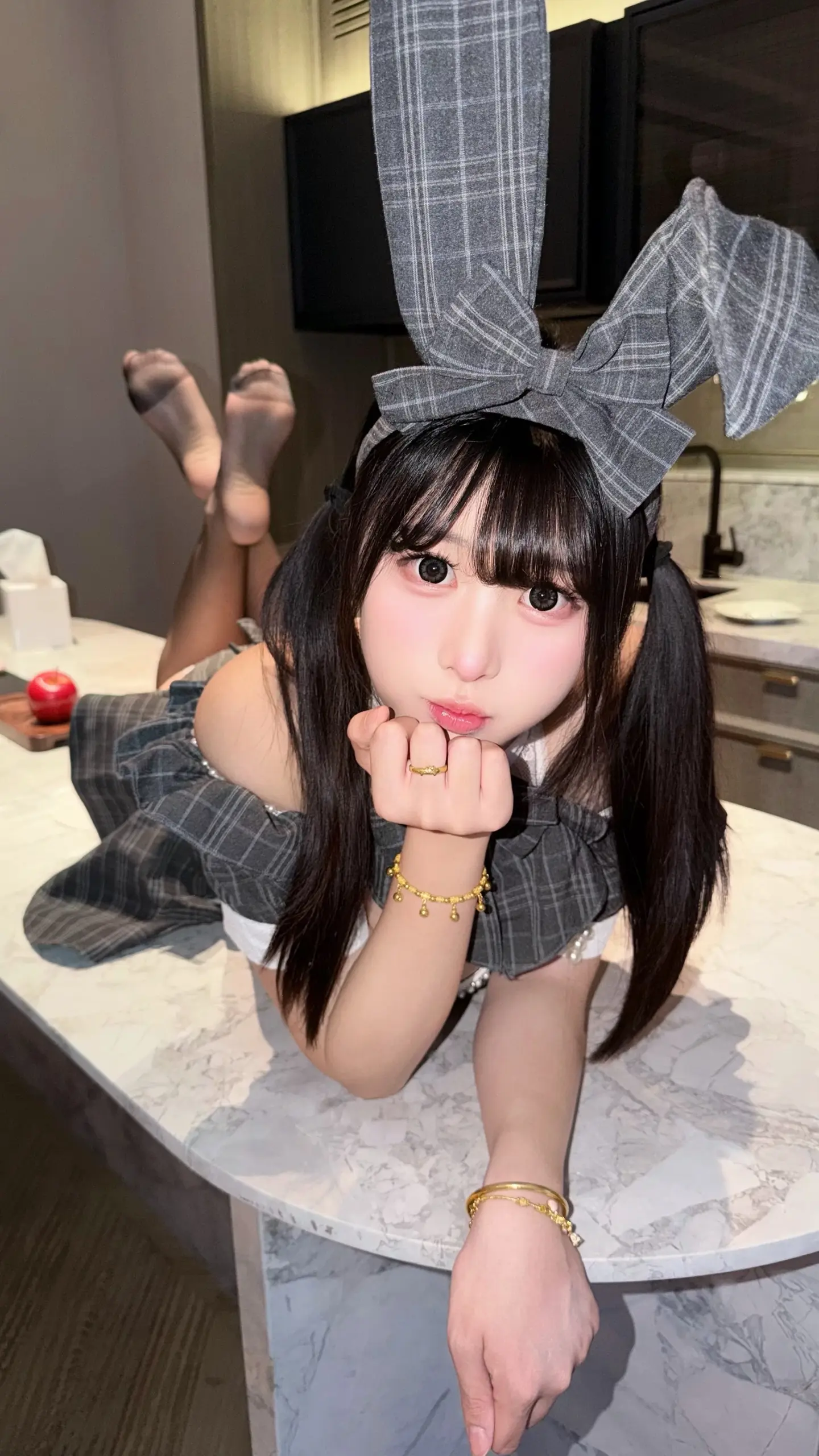 (｡- .•)