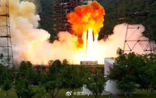 我国成功发射实践31号卫星 西安·华严寺