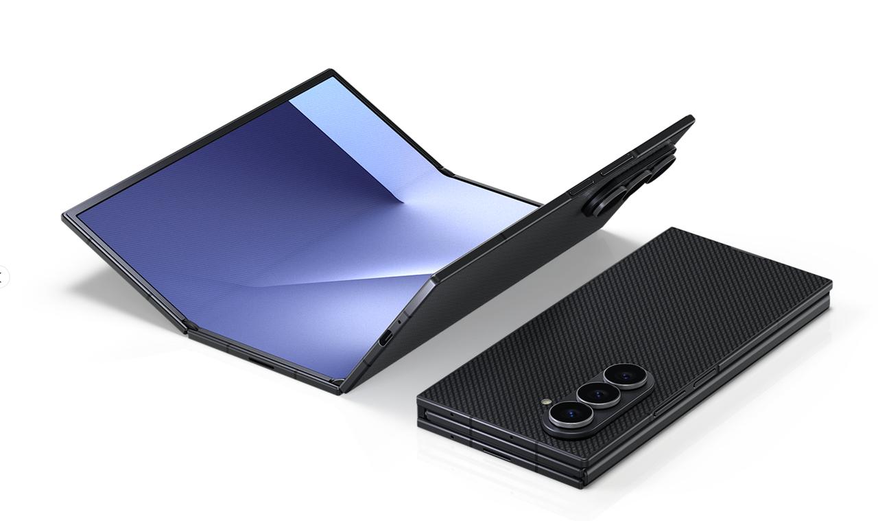 最近三星新出的这个三折叠很火，很多人看了一顿嘲讽说不如华为的三折叠之类的，下面就