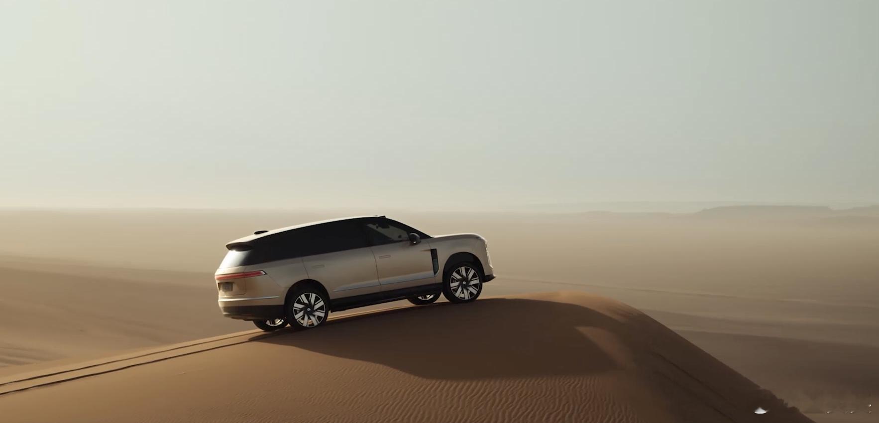 媒体老师：我们把蔚来ES9和其他9系或者充当9系的放一起....斌哥：蔚来的9和